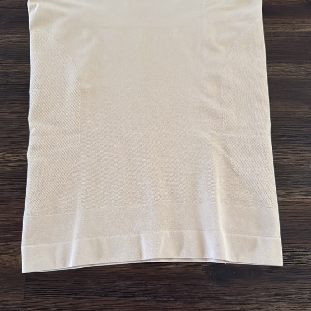 Shapermint Essentials All Day Every Day Scoop Neck Cami Chai Large NWT - Picture 3 of 9